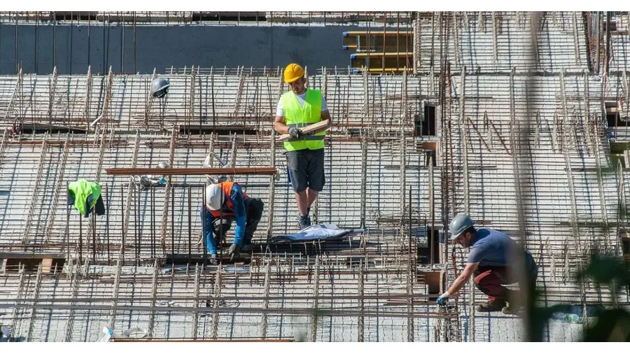 Construção de casas no Bairro Tristeza, Porto Alegre